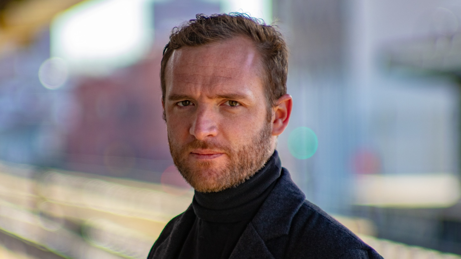 NETFLIX Series: 1x Supporting (Male) Ex Soldier Max